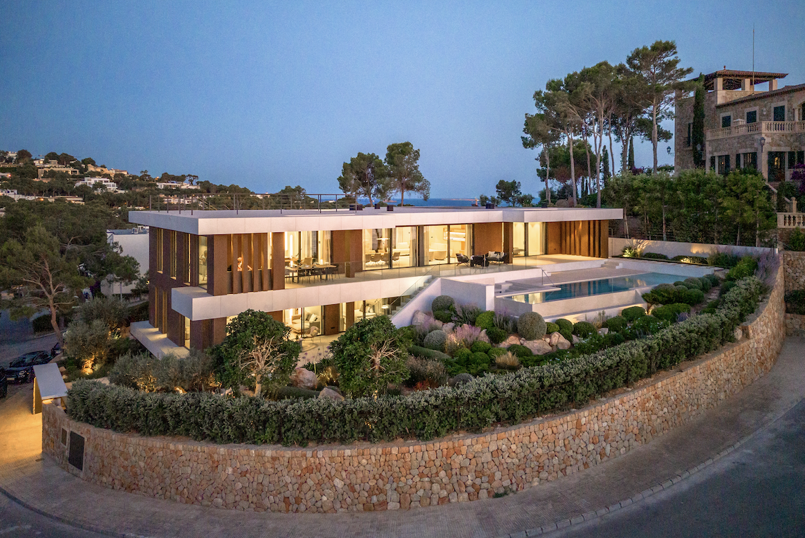 Luxurious new villa with dream sea views in Santa Ponsa