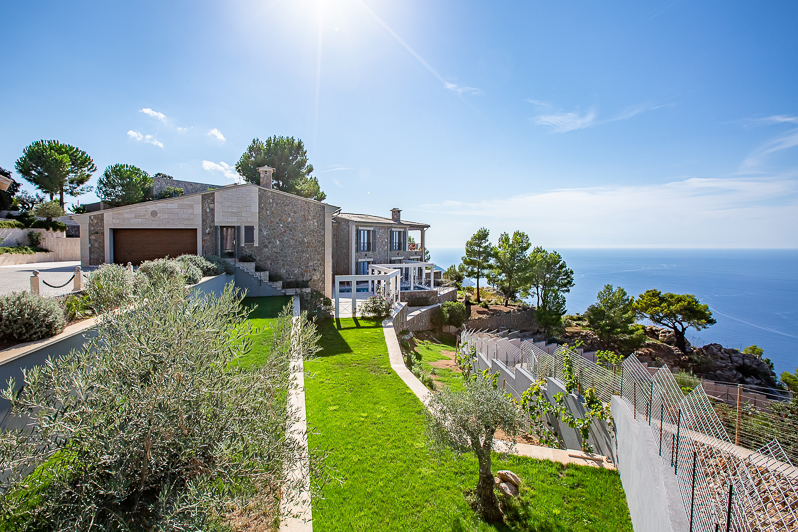 Neubau Villa in erster Meereslinie in Valldemossa zu verkaufen - George Sand