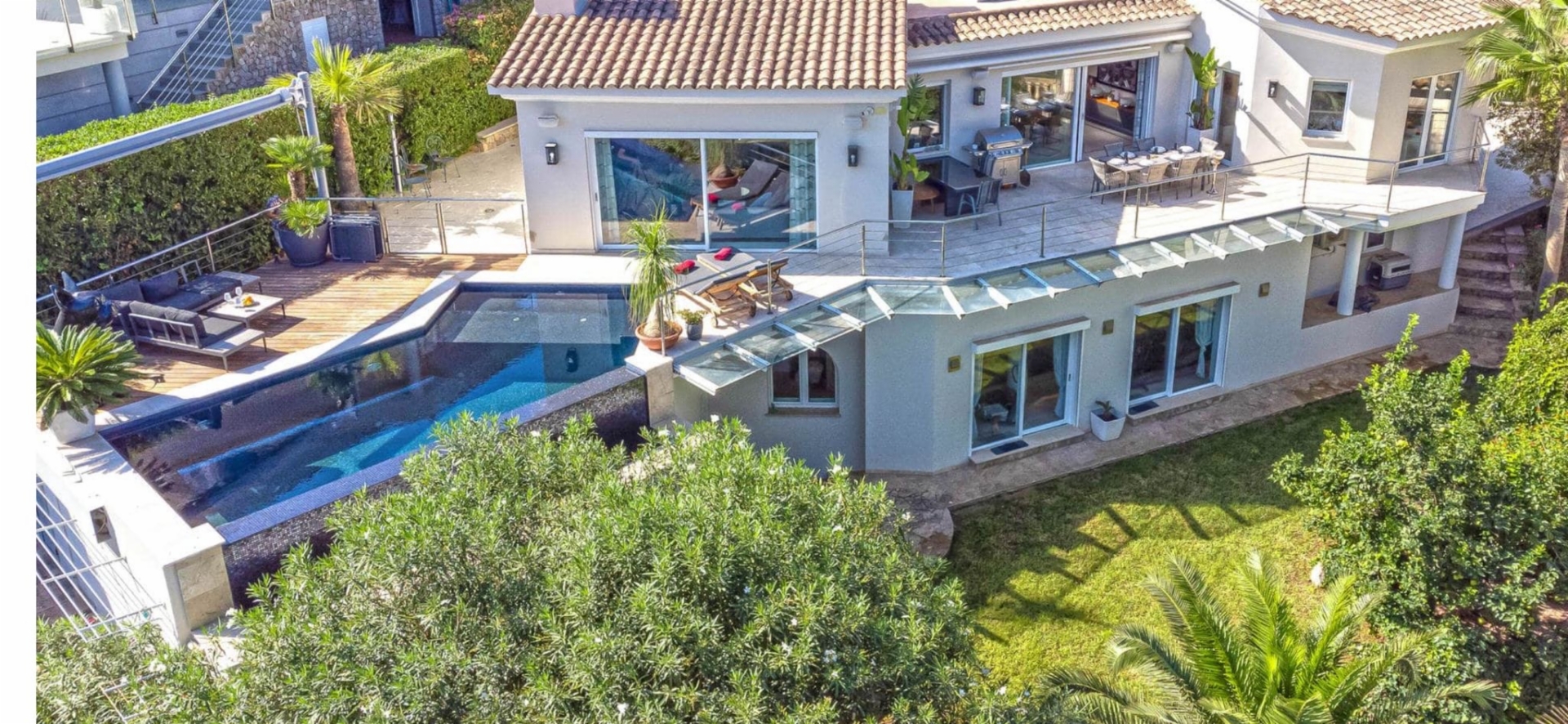 Exclusive sea view Villa near Marina and Golf Course