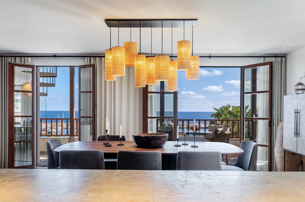 First-class penthouse with sensational sea and harbour views directly in Puerto Portals