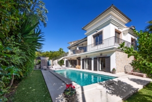 Beautiful villa in the popular harbor town of Puerto Andratx