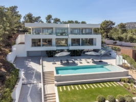 Newly built sea view villa just 5 minutes from Puerto Portals